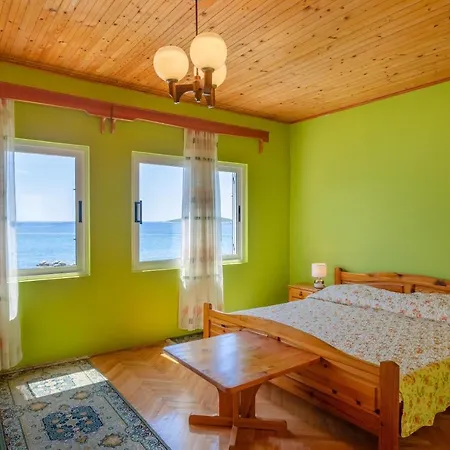 Apartman Beachfront Vuletic -